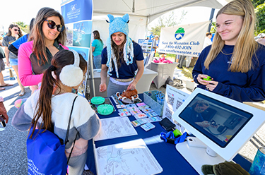 Connecting Communities: Sea Scholars on the Move